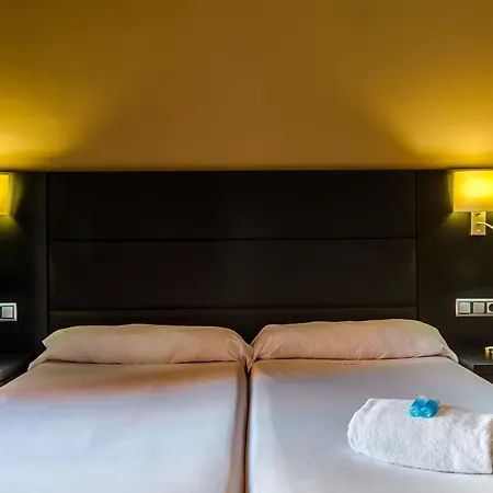 Virgen De Reyes 4* Sewilla