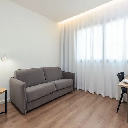 Virgen De Reyes Hotel