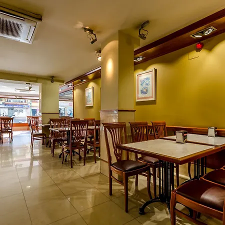 Hotell Virgen De Reyes Sevilla