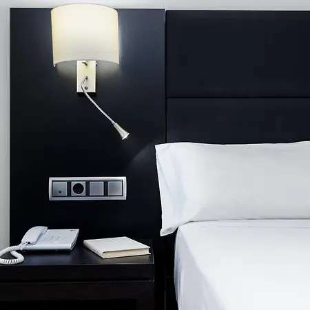 Hotel Virgen De Reyes Sevilla