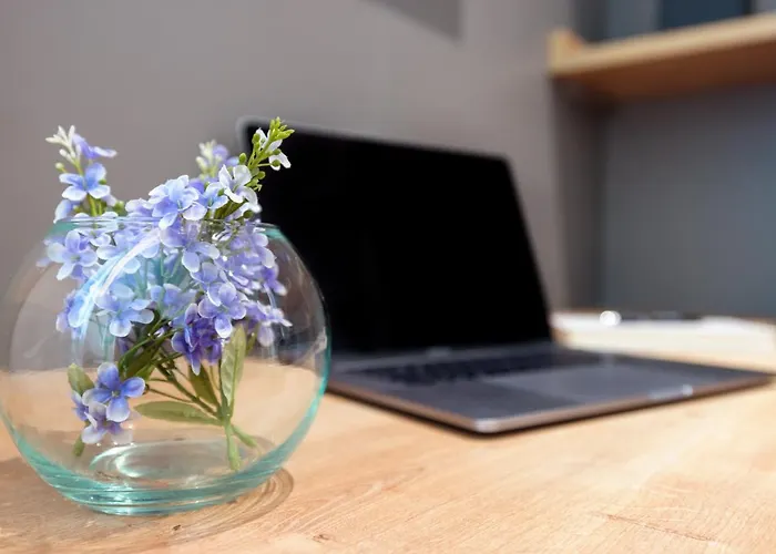 Отель Virgen De Reyes Севилья